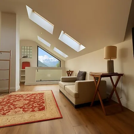 펜션 Modern 4 Bedroom House Ring Of Kerry -killarney 킬라니