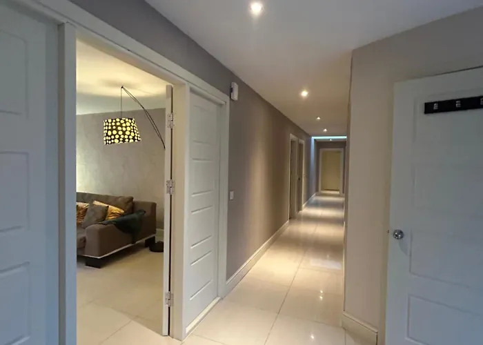 Hébergement de vacances Modern 4 Bedroom House Ring Of Kerry -killarney